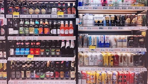 上海餐飲與零售業(yè)強(qiáng)勢(shì)回暖 80家餐企日供餐22萬份，品牌便利店開業(yè)率超90%