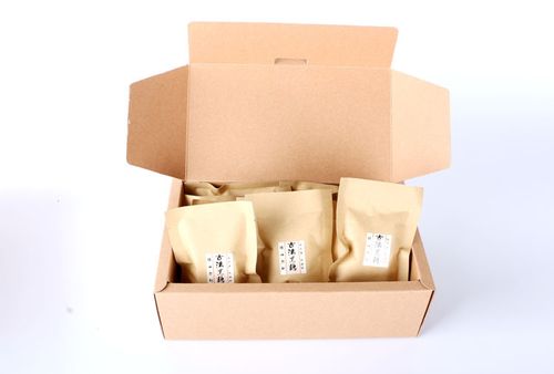 廠家直銷紅糖塊玫瑰黑糖手工熬制驅(qū)寒暖宮古法老紅糖純甘蔗禮盒.